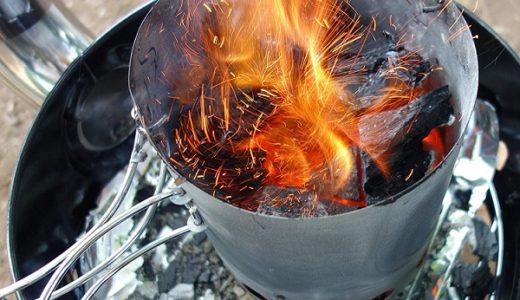 バーベキューでの炭への着火は火おこし器セットが超絶便利！　炭の節約でお財布にも優しい！？