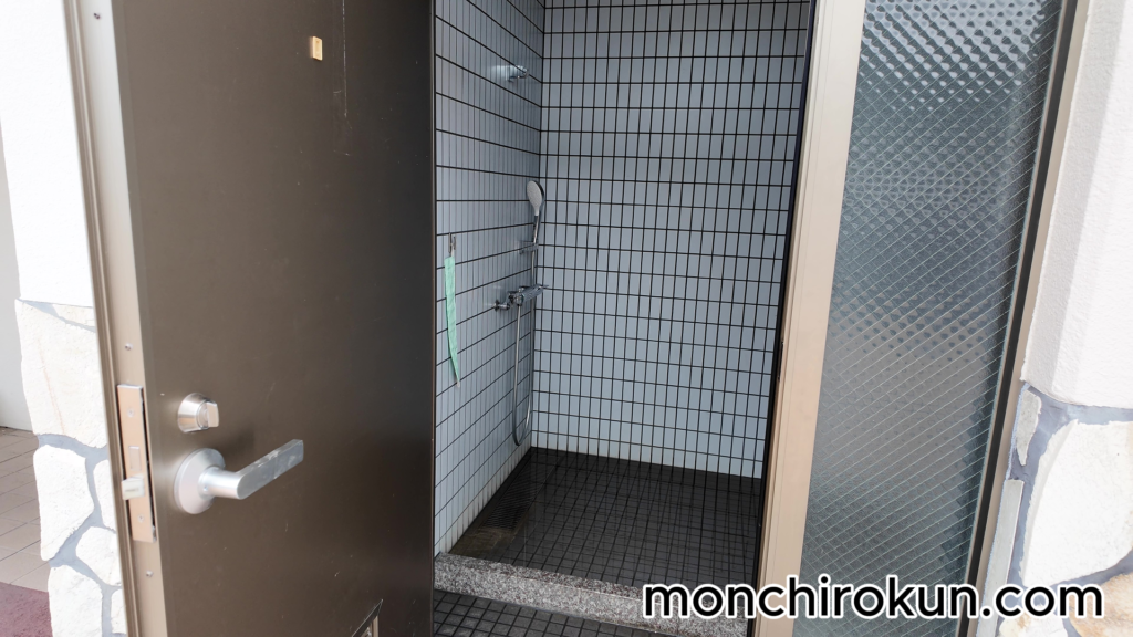 湯っぷる砂落とし場01